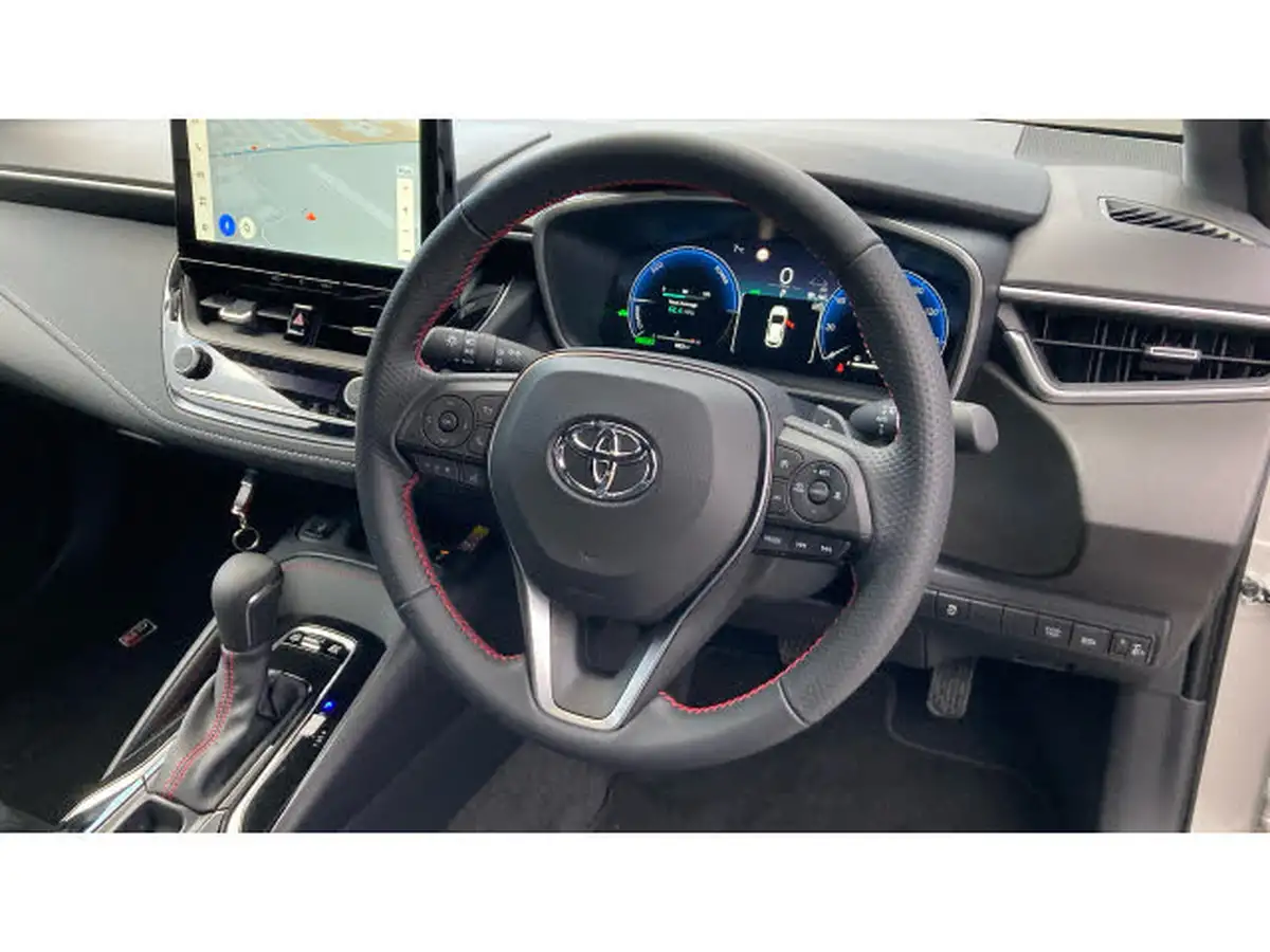 2024-toyota-corolla-20-vvt-i-gr-sport-hatchback-big-7