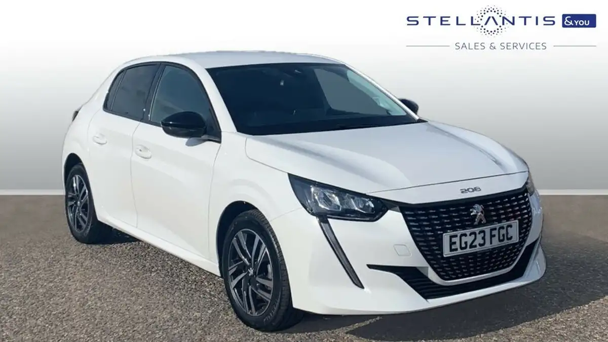 2023-peugeot-208-12-puretech-allure-premium-100ps-big-0