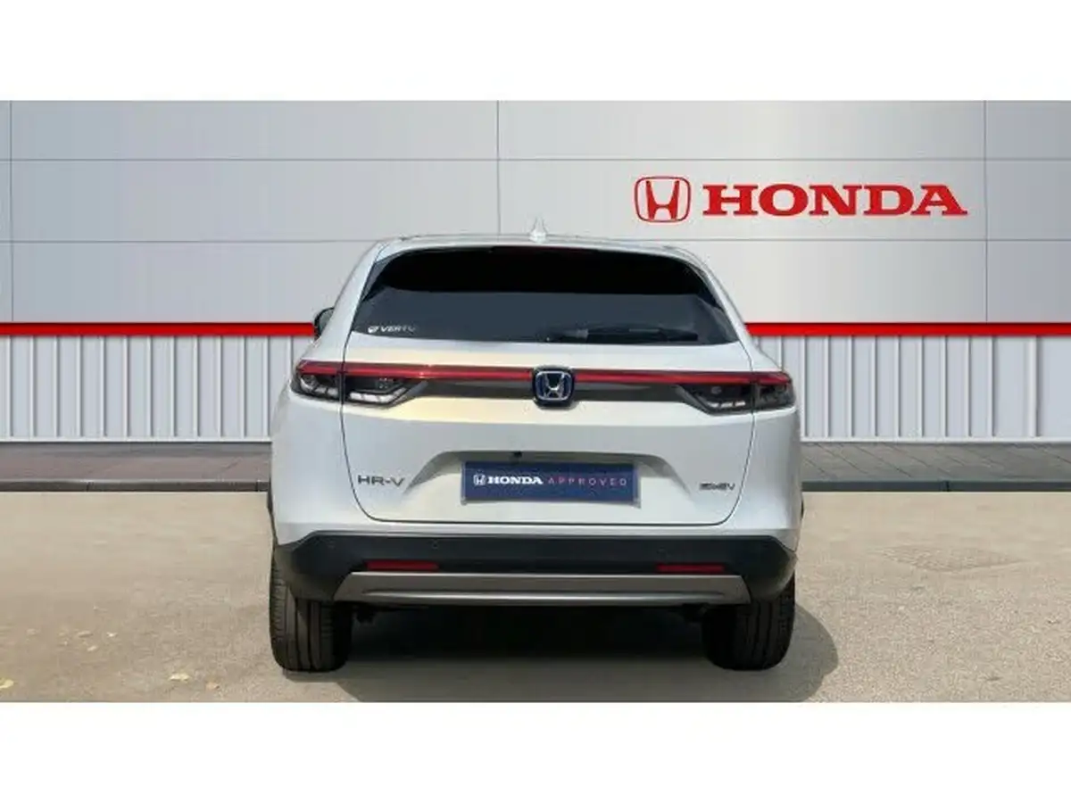 2024-honda-hr-v-15-i-mmd-elegance-big-6