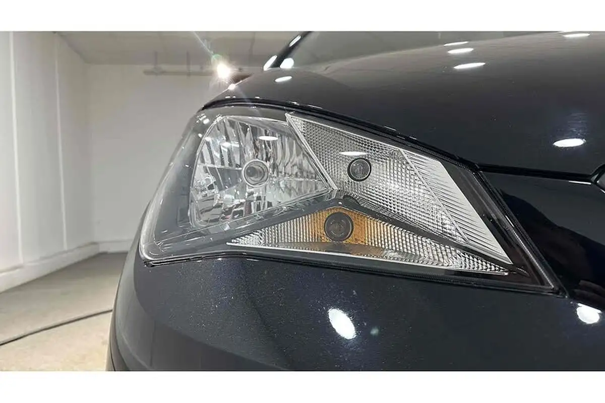 2021-seat-mii-e-big-16