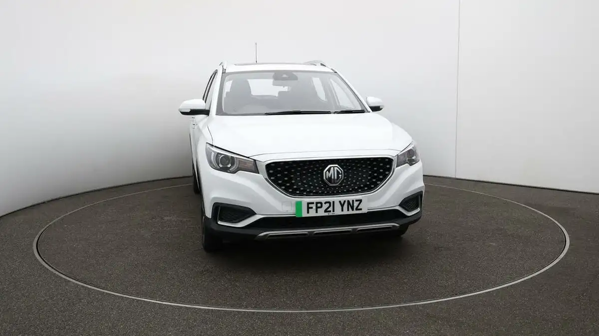 2021-mg-zs-suv-e-exclusive-ev-big-39