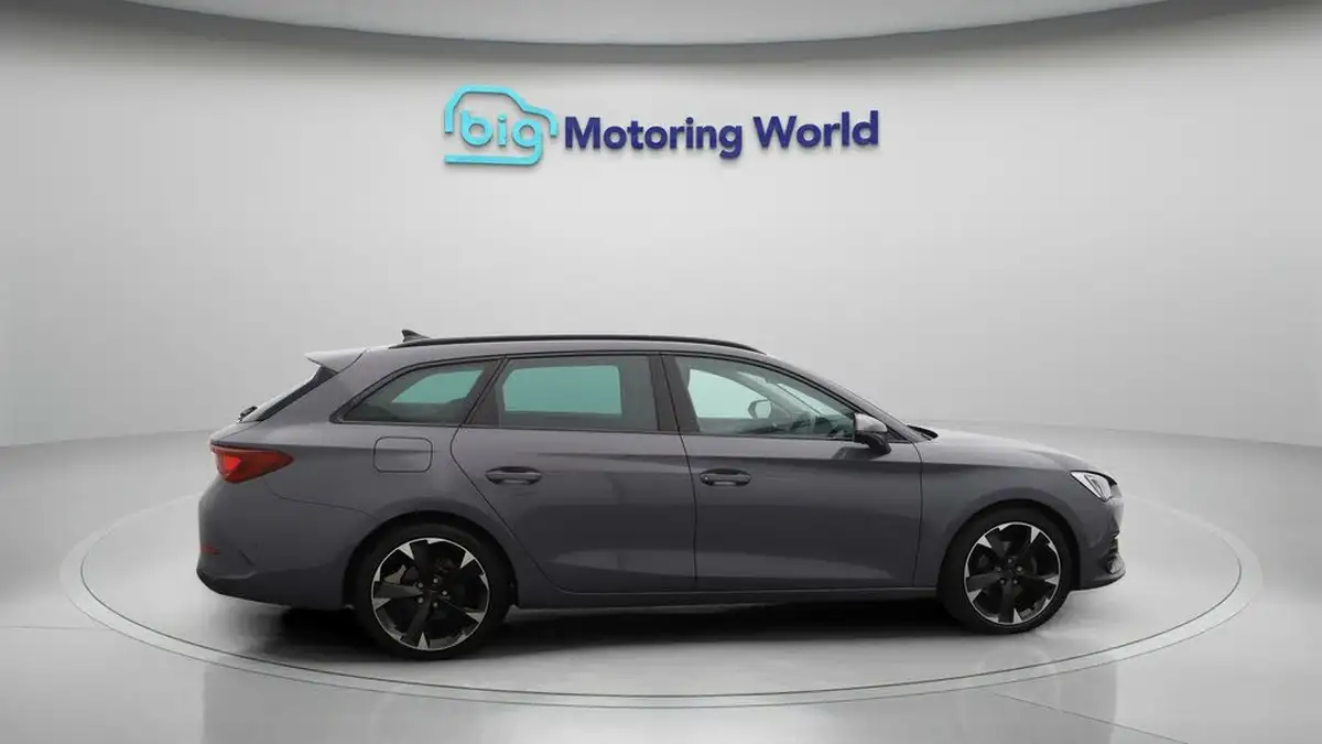 2023-cupra-leon-nf-15-etsi-v1-estate-big-8