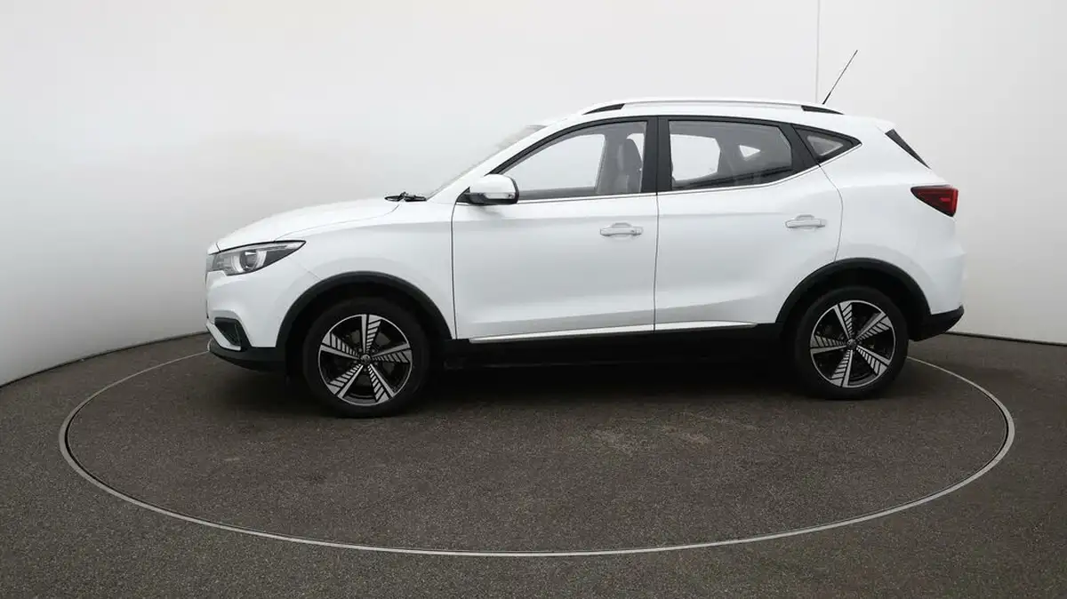 2021-mg-zs-suv-e-exclusive-ev-big-63