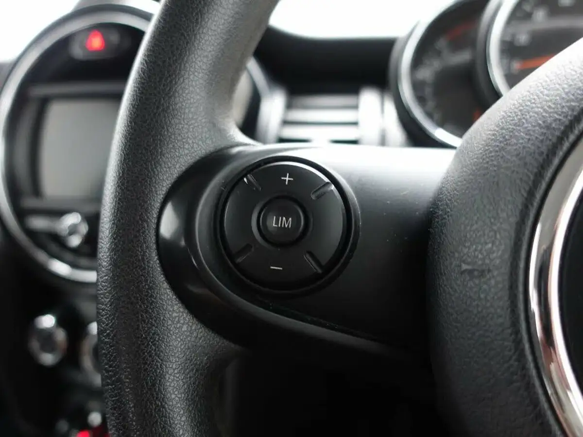 2018-mini-cooper-15-cooper-series-ii-ss-hatchback-5d-big-25