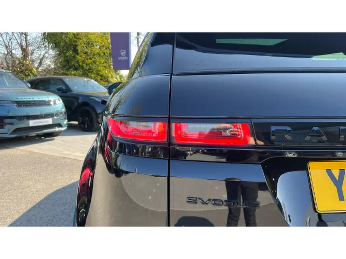 2023-land-rover-range-rover-evoque-20-d200-evoque-edition-big-30