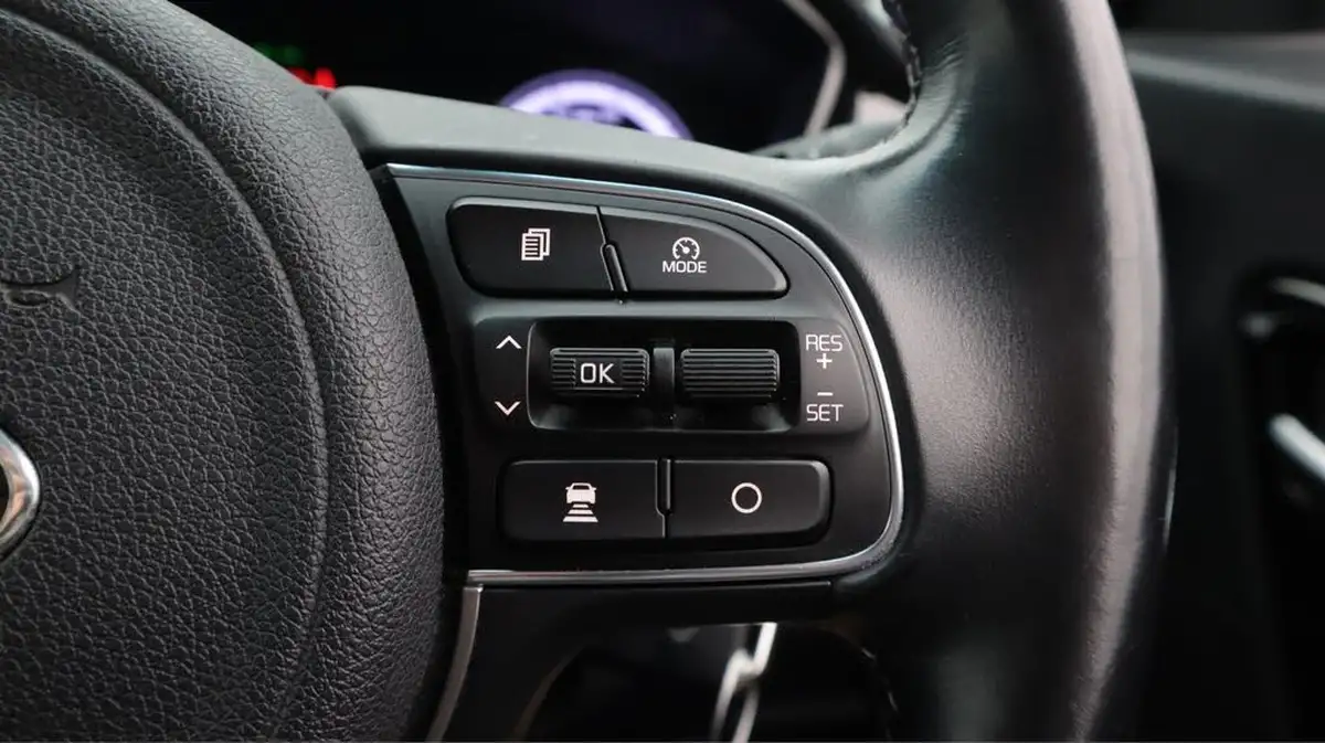 2019-kia-niro-16-gdi-3-156kwh-big-24