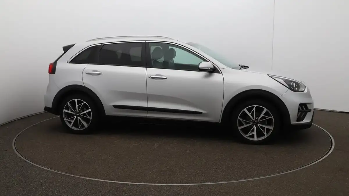 2019-kia-niro-16-gdi-3-156kwh-big-40