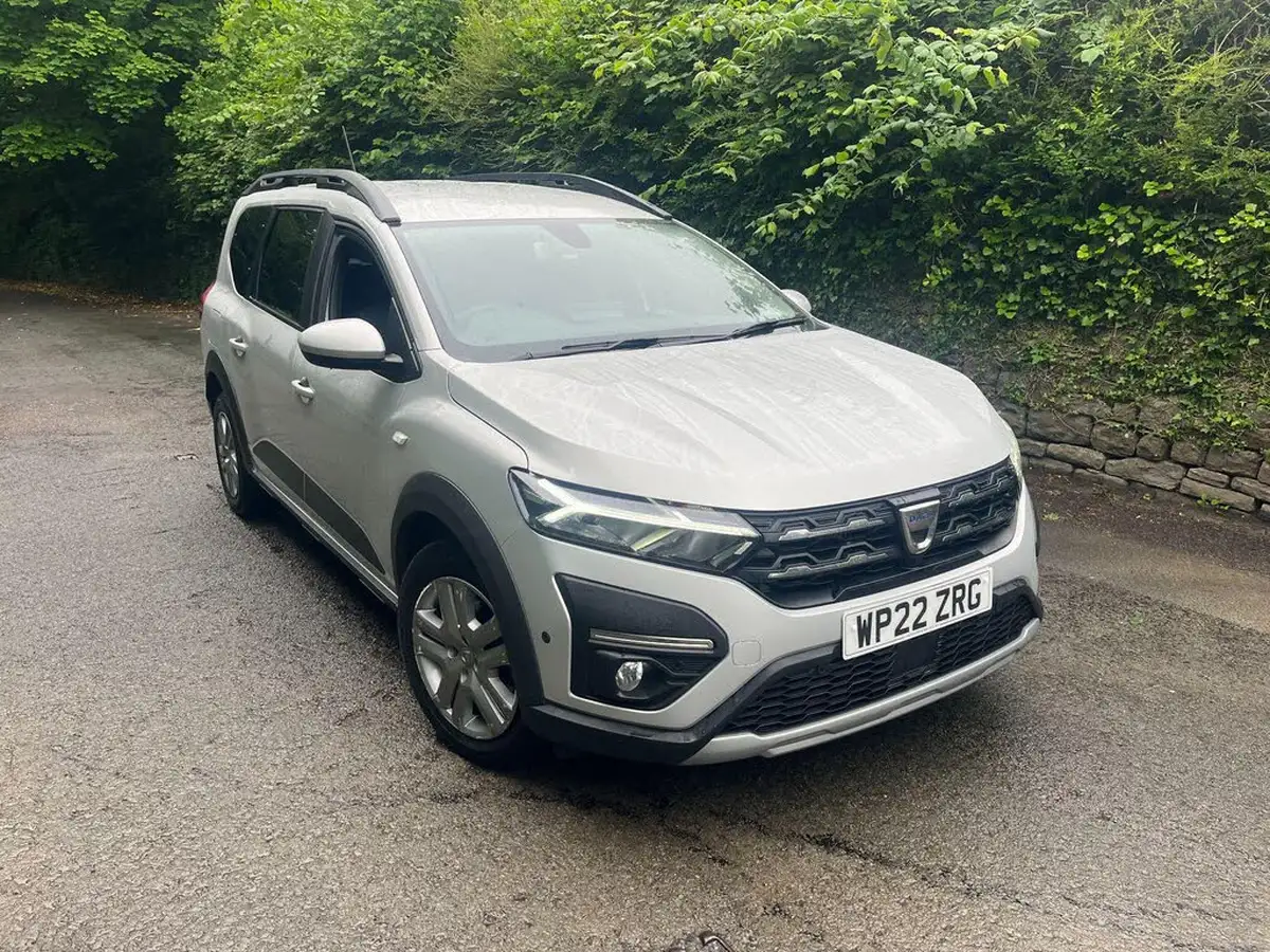 2022-dacia-jogger-10-tce-comfort-big-0
