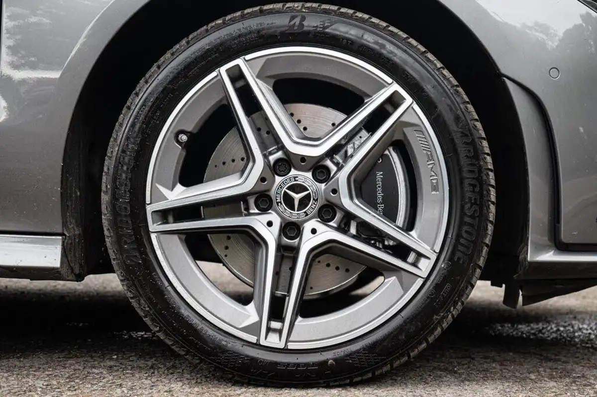 2022-mercedes-benz-cla-big-35