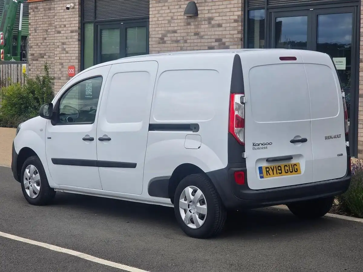 2019-renault-kangoo-maxi-e-maxi-ze33-panel-big-6