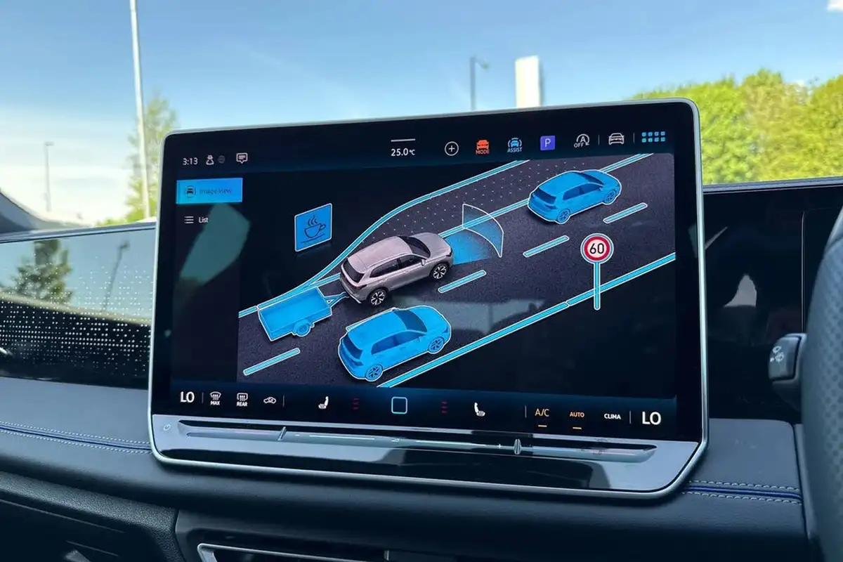 2024-volkswagen-tiguan-15-etsi-r-line-big-58