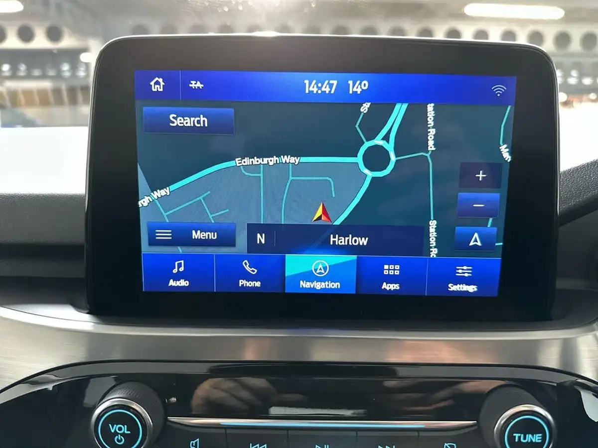 2022-ford-kuga-big-19