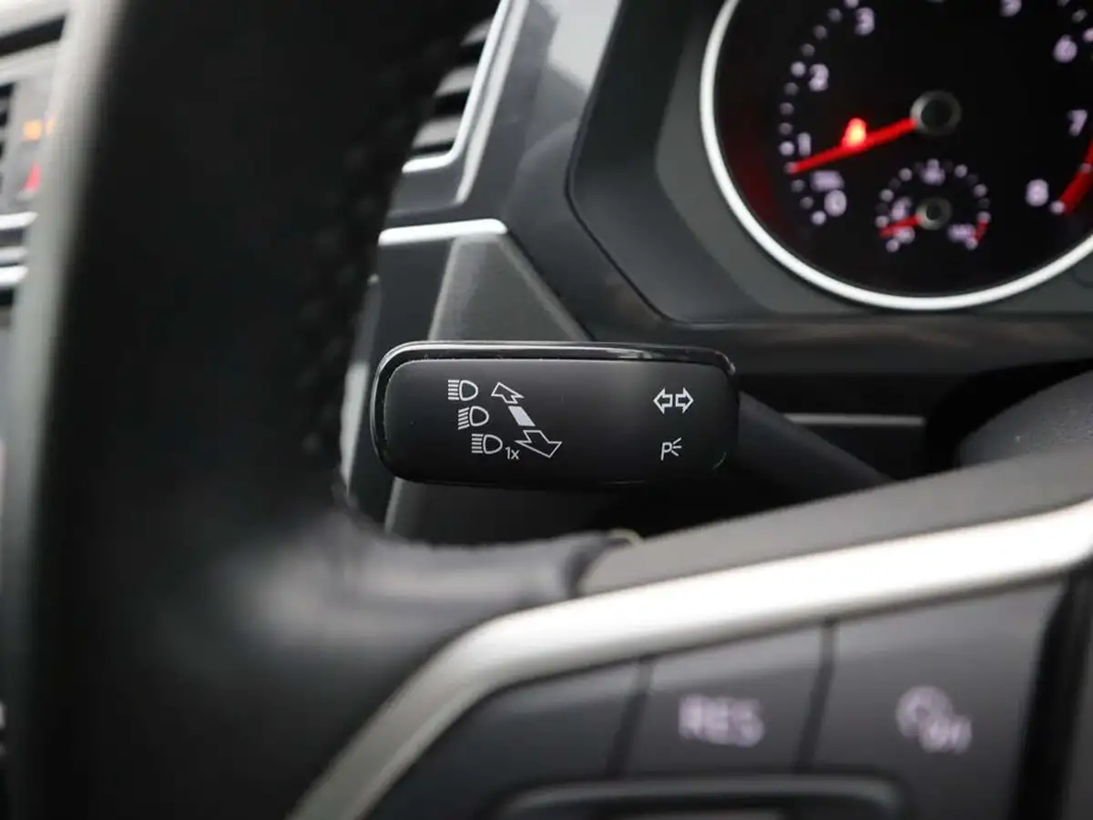 2021-volkswagen-tiguan-15-tsi-life-150ps-big-33