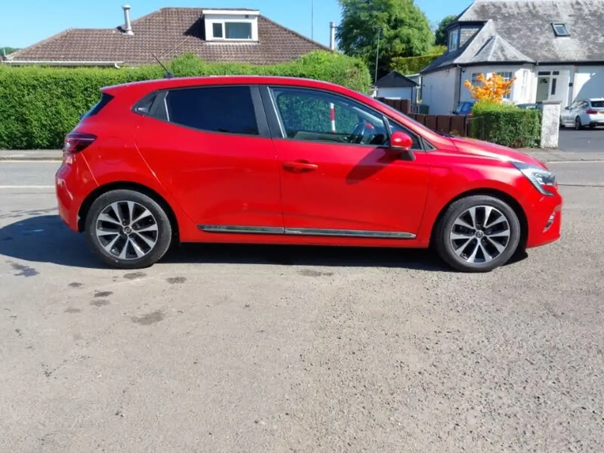 2020-renault-clio-10-sce-iconic-75bhp-big-3