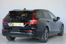 2022-volvo-v60-20-b3-momentum-161bhp-small-7