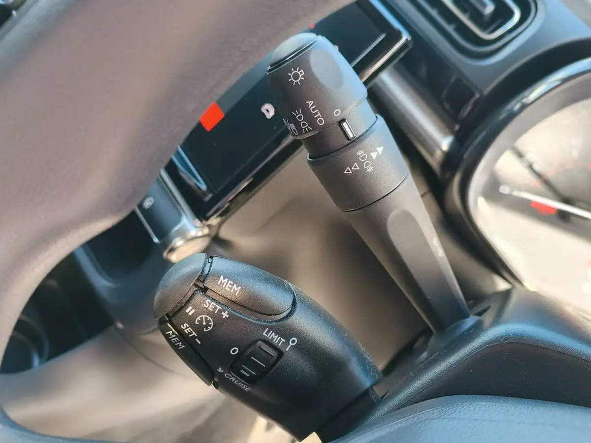 2024-citroen-c3-12-puretech-plus-83ps-big-28