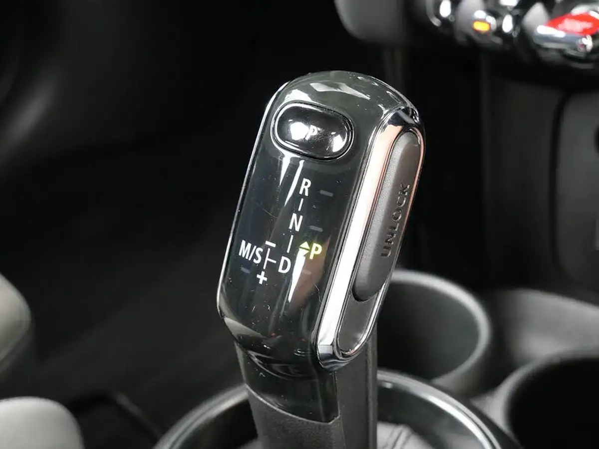 2022-mini-cooper-20-cooper-s-sport-hatchback-3d-auto-big-22