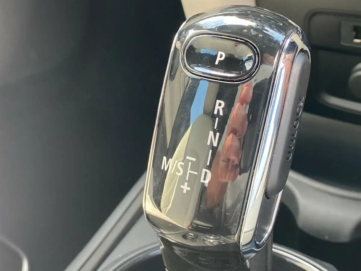 2023-mini-countryman-15-cooper-exclusive-premium-big-12