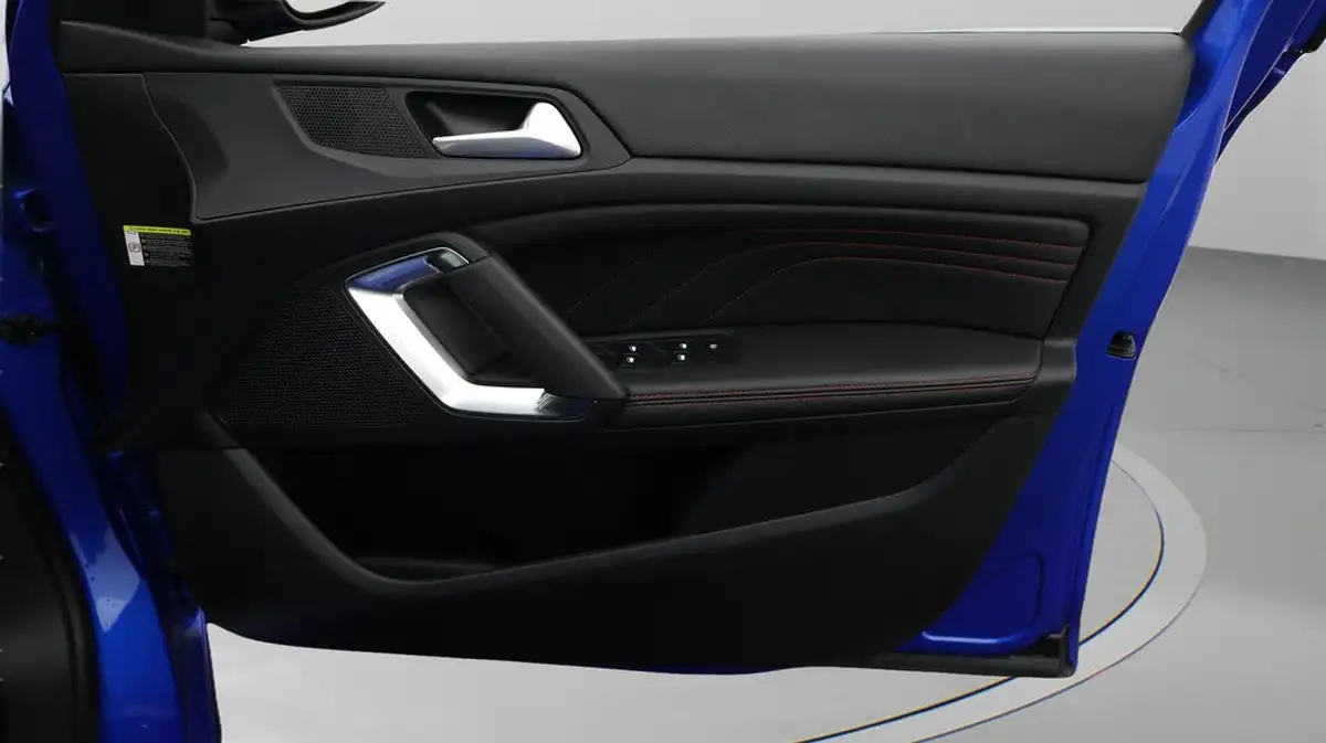 2021-peugeot-308-15-bluehdi-gt-premium-eat8-big-14