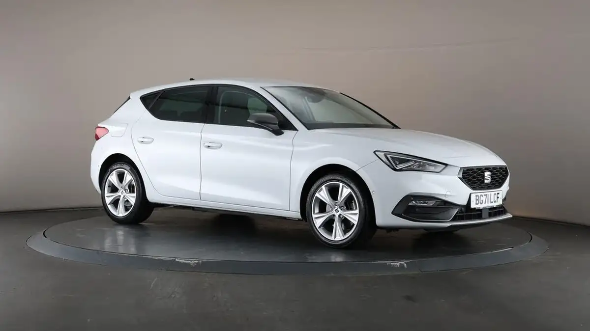 2021-seat-leon-14-e-hybrid-fr-hatchback-big-55