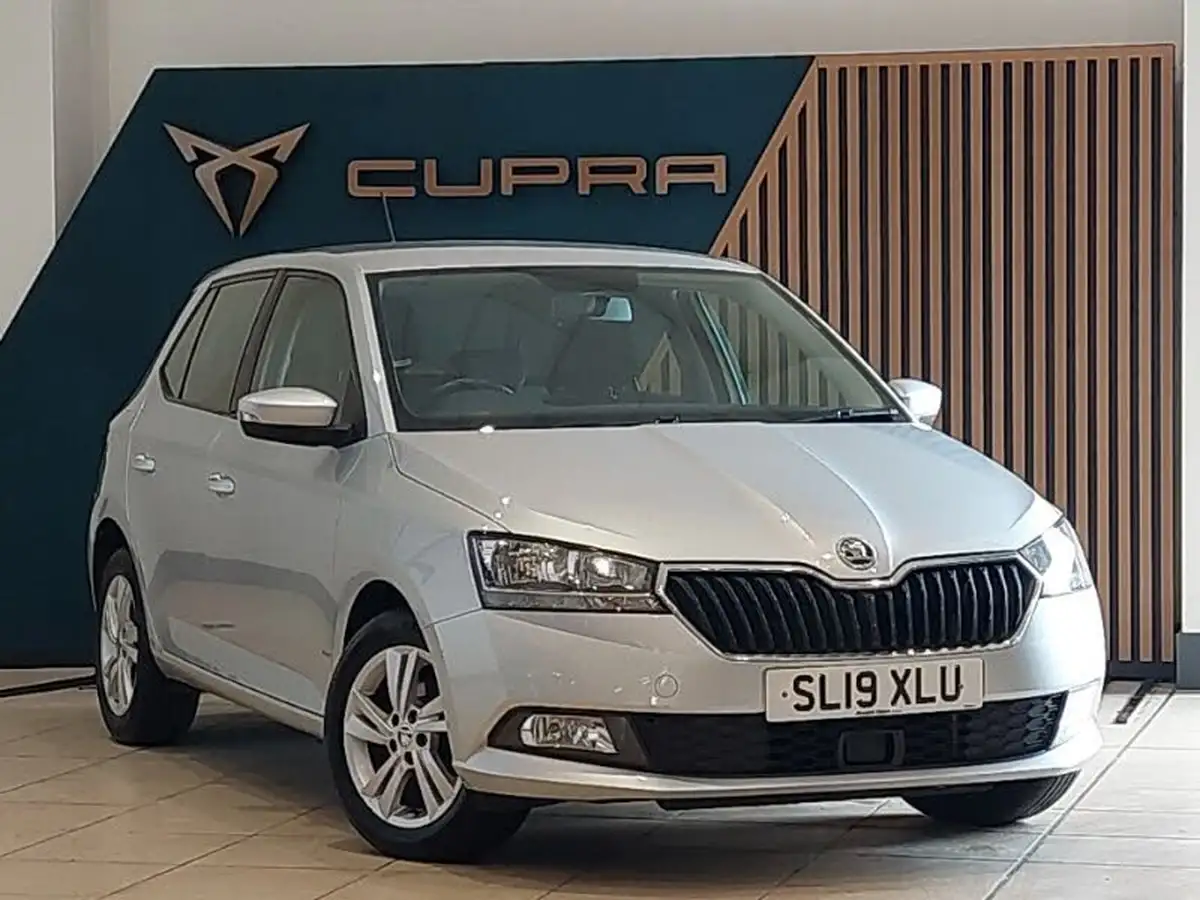 2019-skoda-fabia-10-mpi-se-75ps-ss-hatchback-big-0