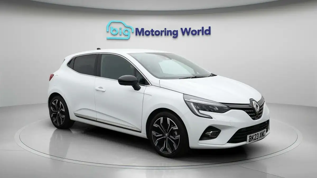 2023-renault-clio-16-techno-big-1