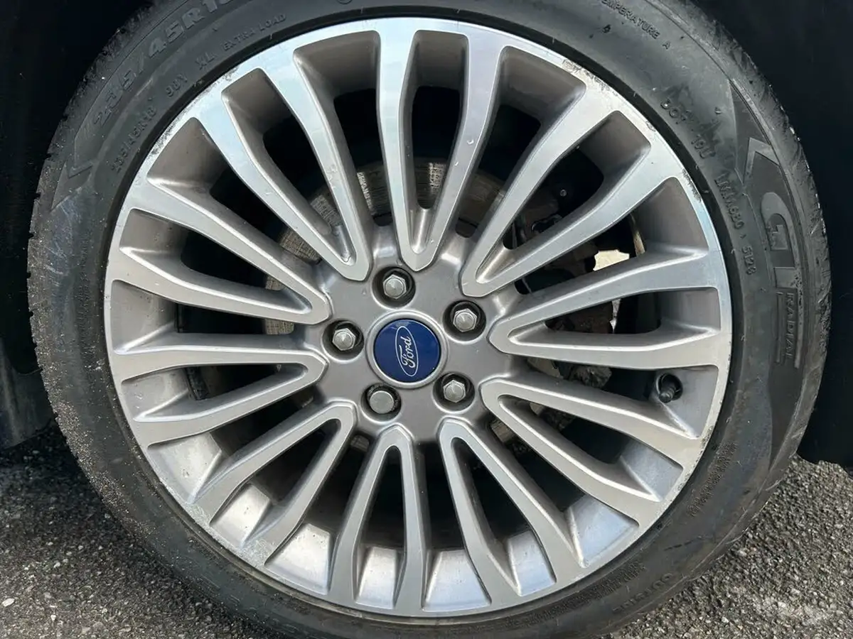 2021-ford-mondeo-20tdci-titanium-edition-150ps-estate-big-39