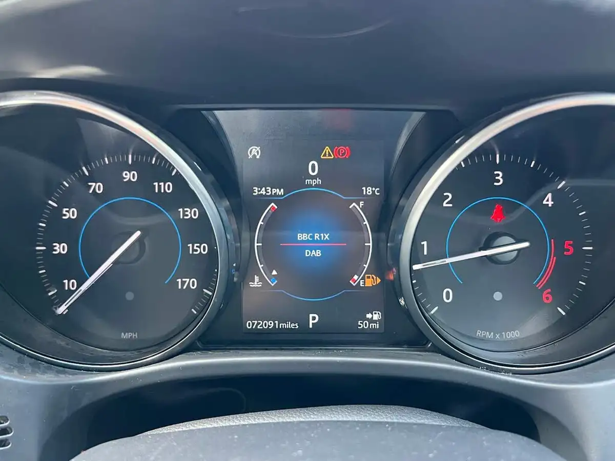 2018-jaguar-f-pace-20-i4d-r-sport-180ps-auto-big-54