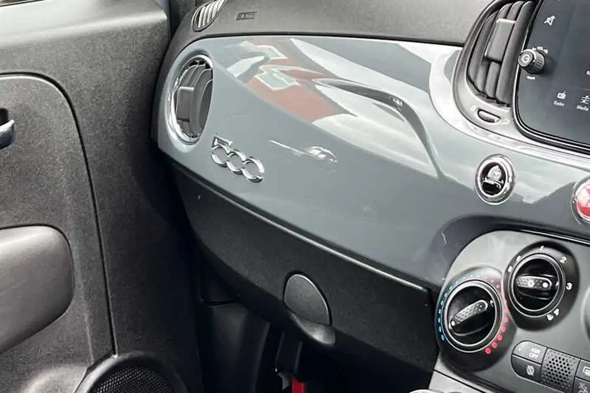 2019-fiat-500-12-sport-big-38