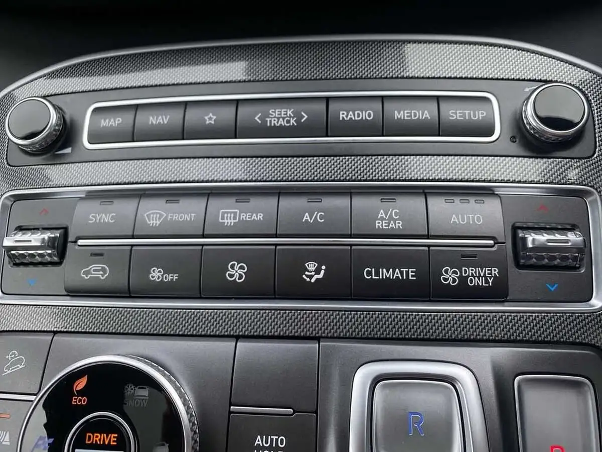 2024-hyundai-santa-fe-16-t-gdi-ultimate-230ps-4wd-hev-luxury-pack-big-11