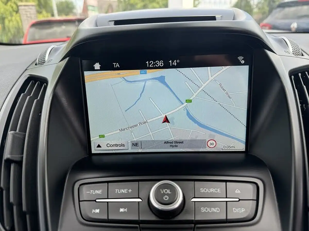 2017-ford-kuga-15tdci-titanium-ss-big-26