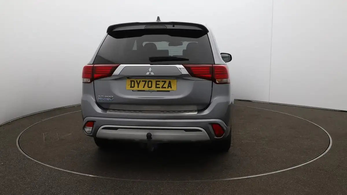 2020-mitsubishi-outlander-24-dynamic-phev-big-55