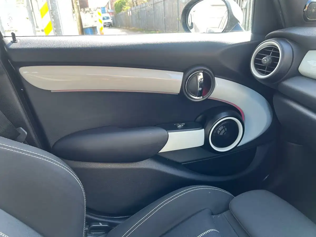 2016-mini-cooper-20td-cooper-sd-170bhp-ss-hatchback-5d-big-11