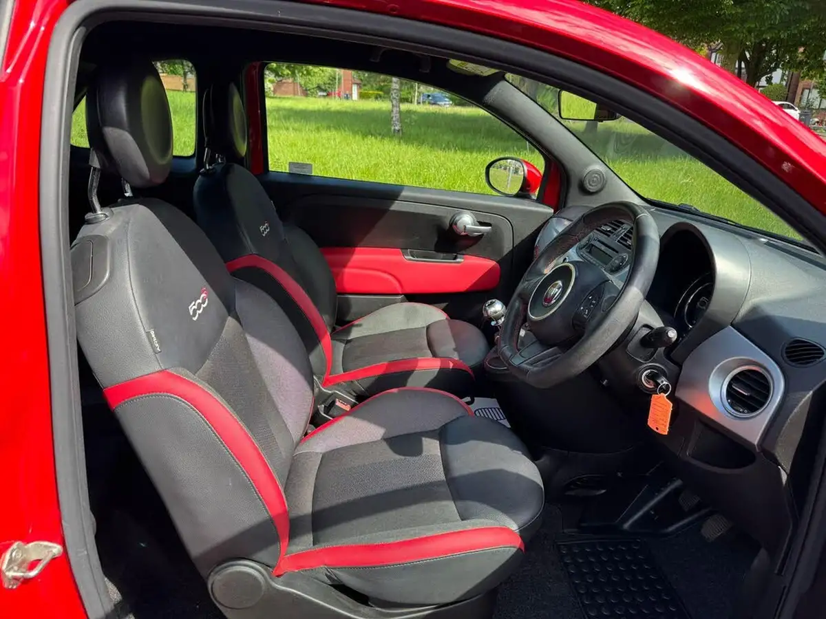 2015-fiat-500-12-s-big-16