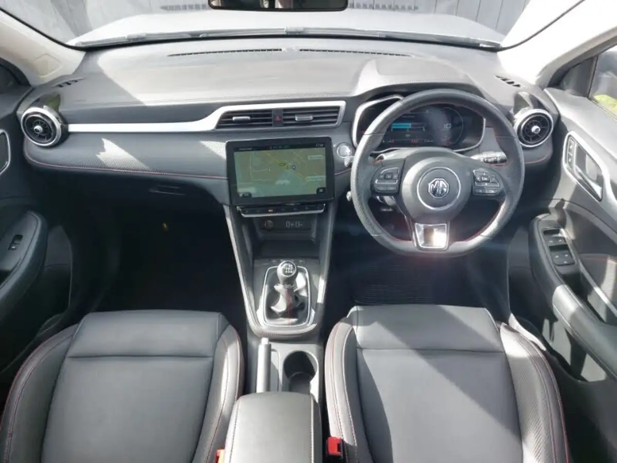 2024-mg-zs-suv-10t-gdi-exclusive-big-2