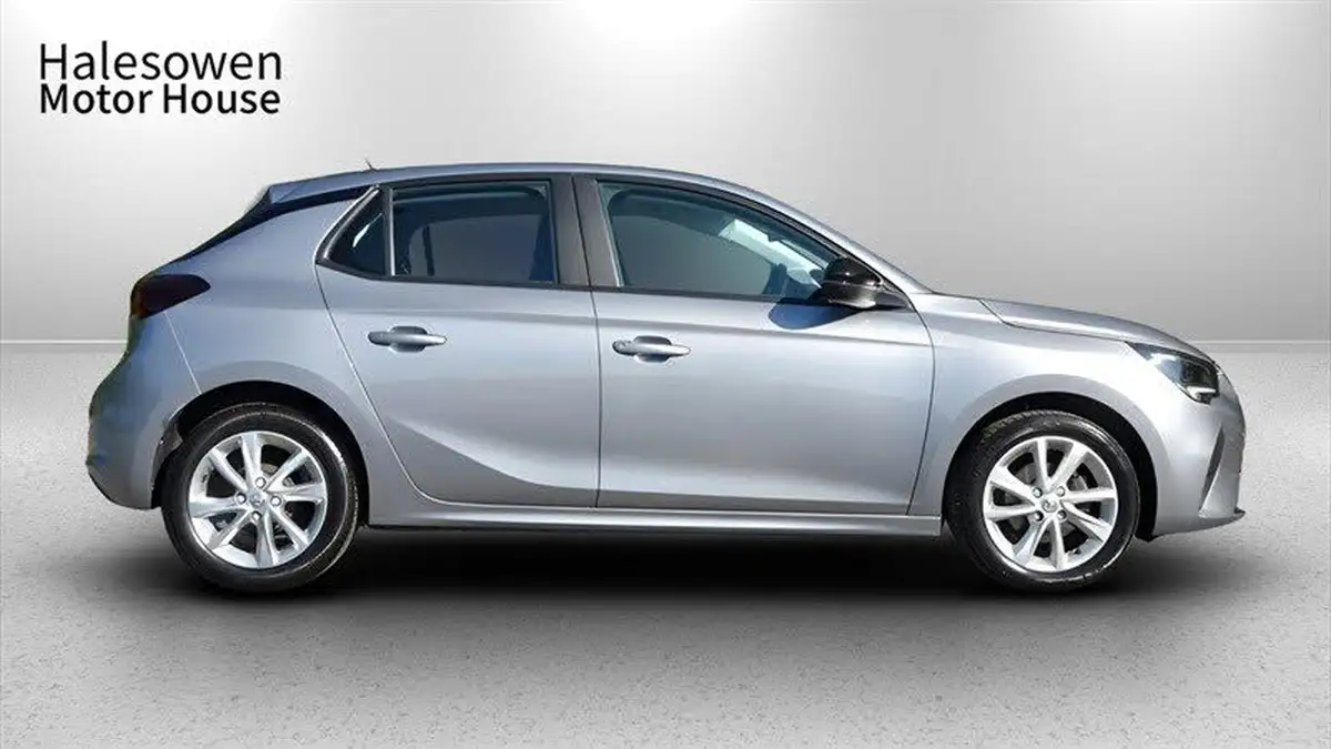 2020-vauxhall-corsa-12i-se-big-2