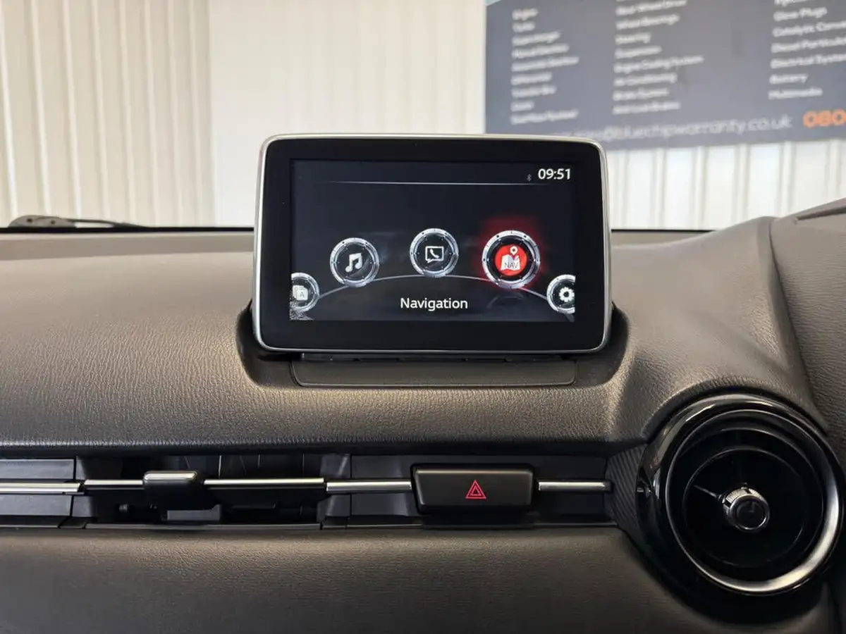 2016-mazda-mazda2-15-sport-nav-90ps-big-26