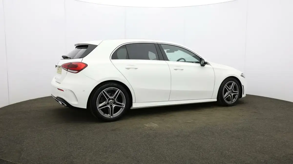 2020-mercedes-benz-a-class-20-a250-amg-line-executive-hatchback-5d-big-57