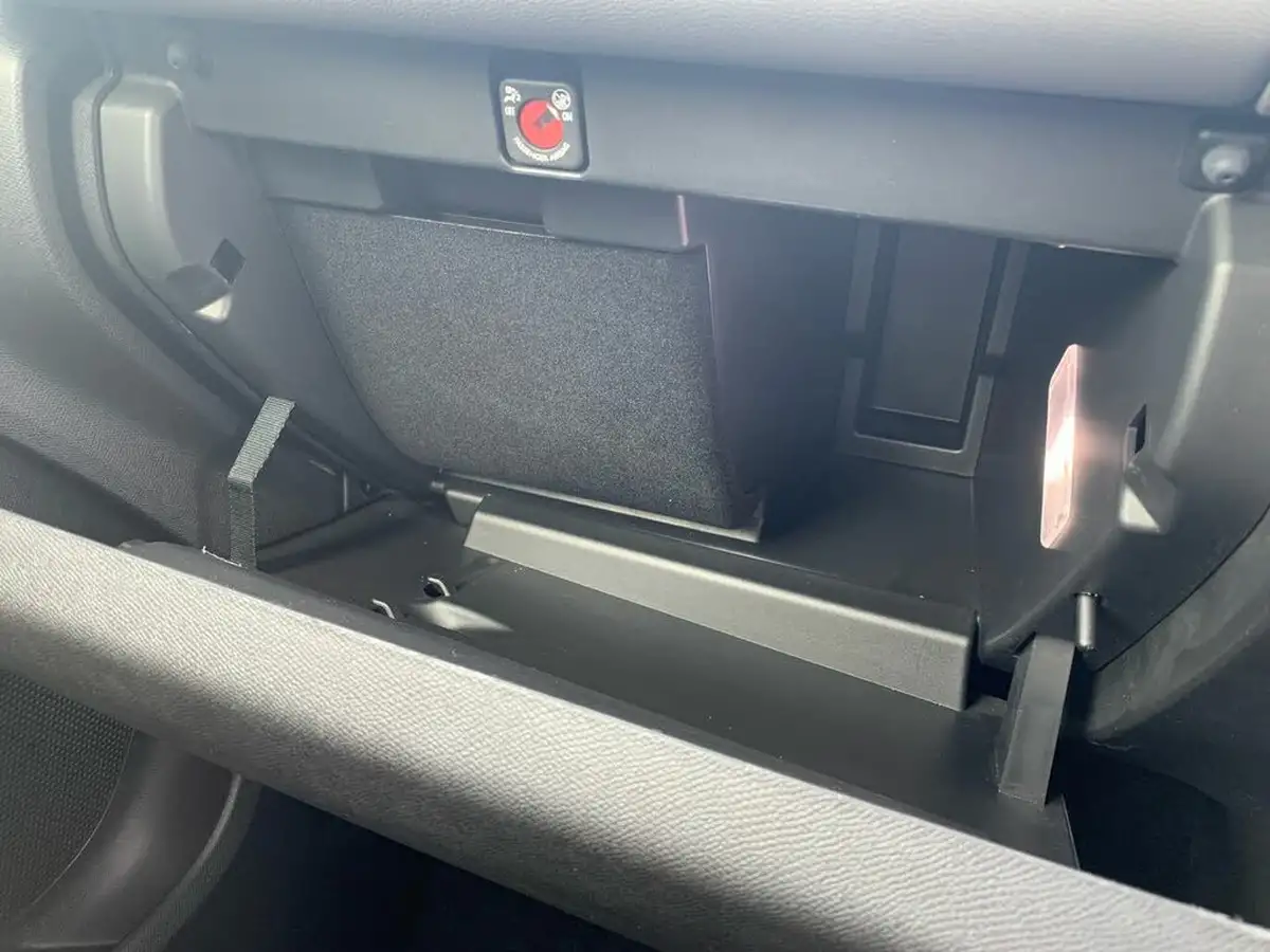 2022-citroen-c5-aircross-12-puretech-shine-ss-big-35