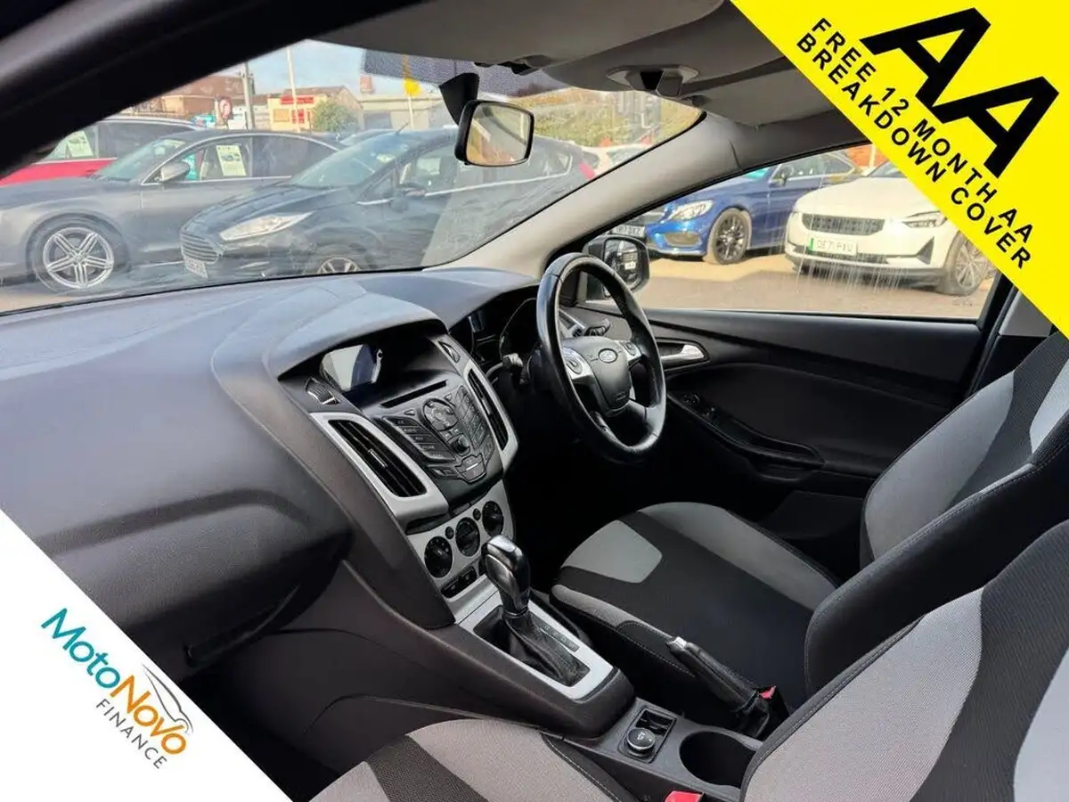 2012-ford-focus-16-zetec-ti-vct-125ps-hatchback-powershift-big-31