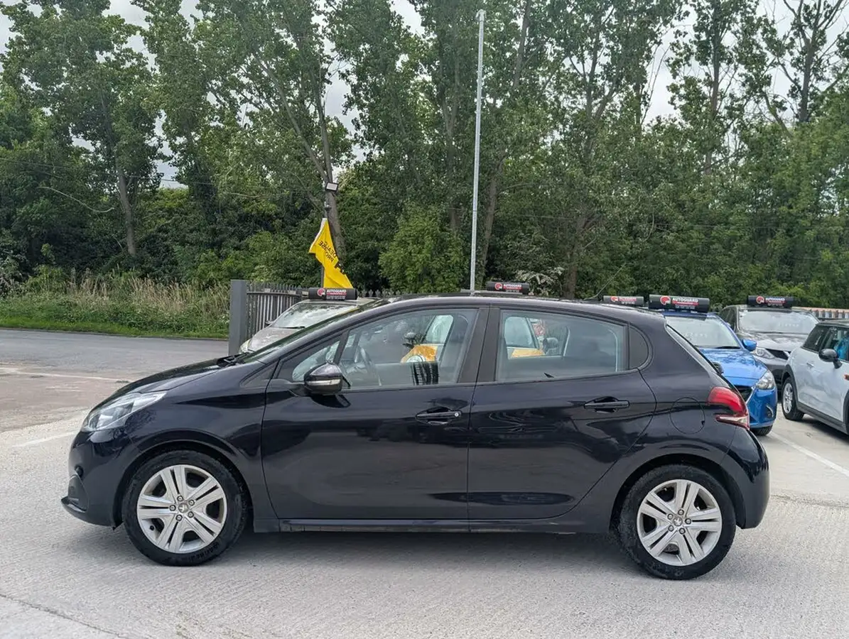 2019-peugeot-208-15-bluehdi-active-big-3