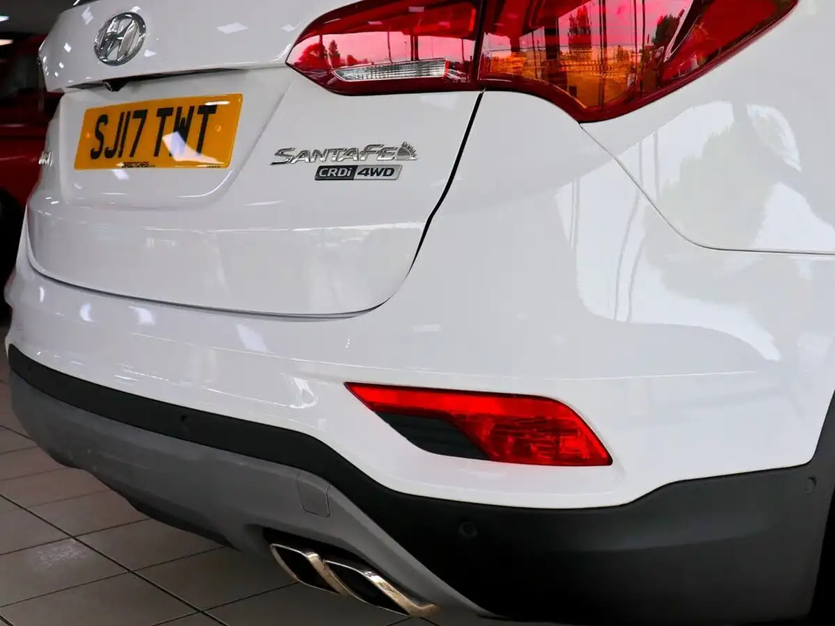 2017-hyundai-santa-fe-22-crdi-endurance-edition-big-13