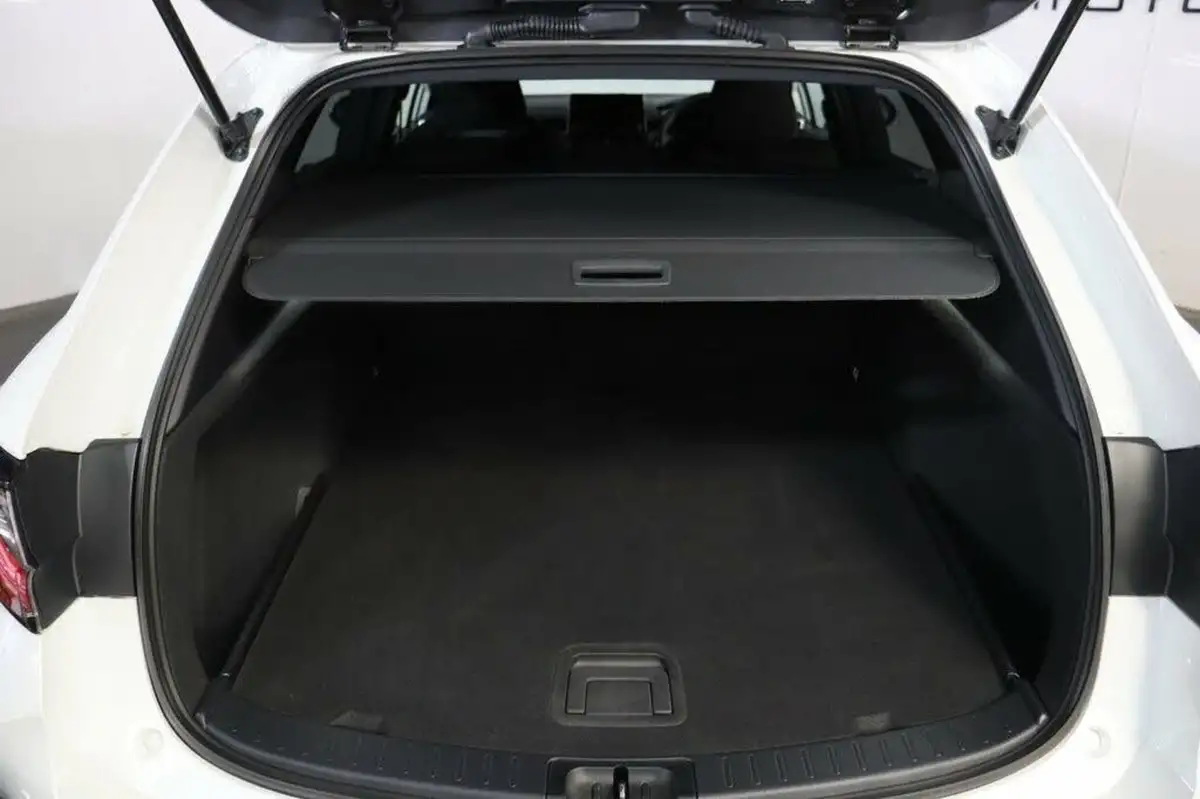 2023-suzuki-swace-18-ultra-big-7
