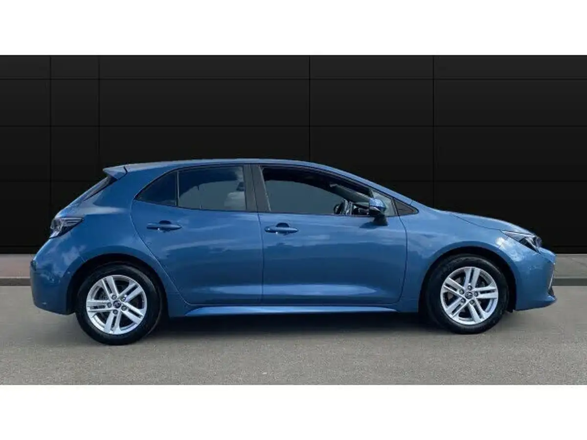 2019-toyota-corolla-12-vvt-i-icon-tech-trk-hatchback-big-4