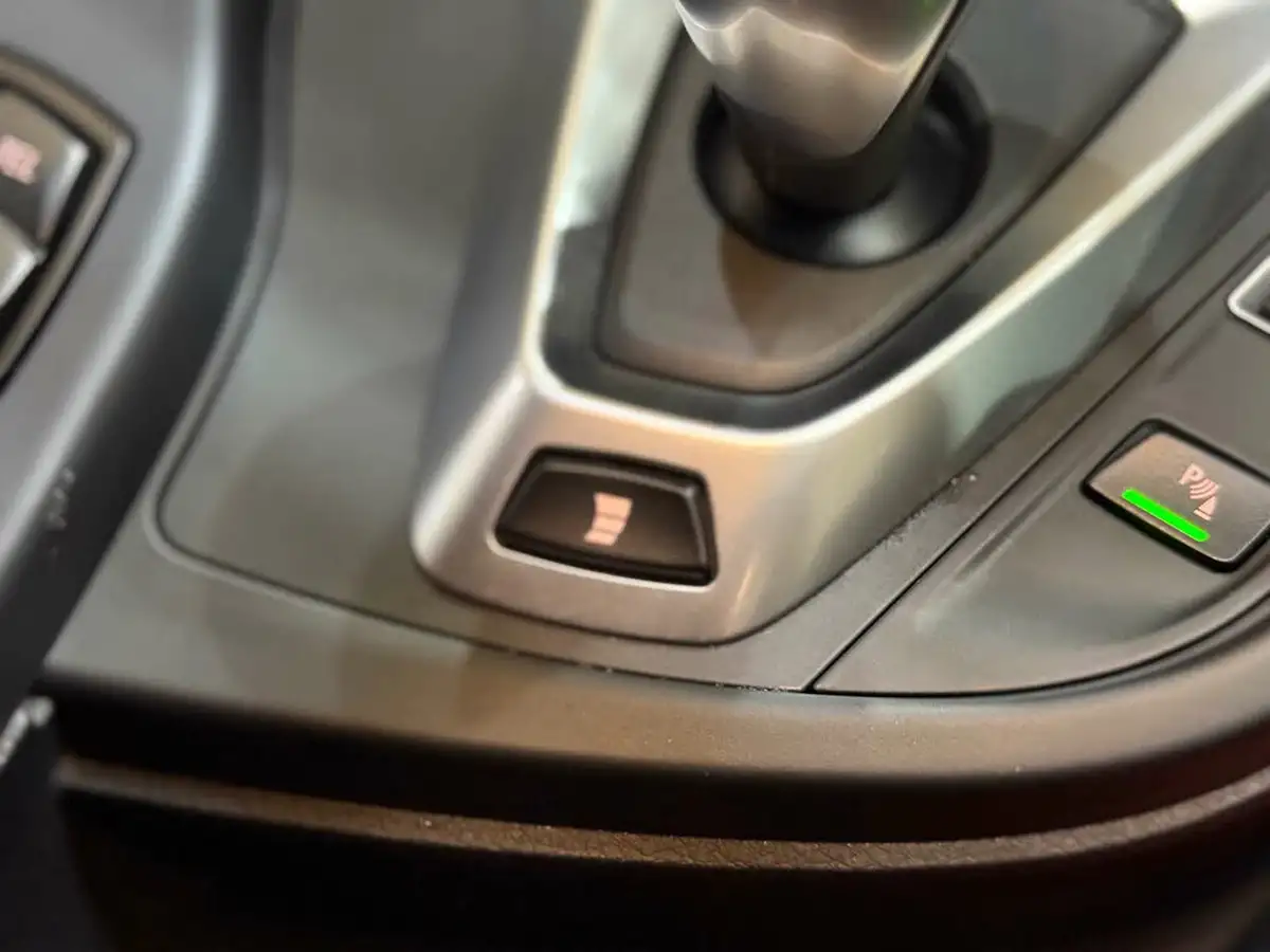 2015-bmw-4-series-30-m4-425bhp-ss-coupe-m-dct-big-40