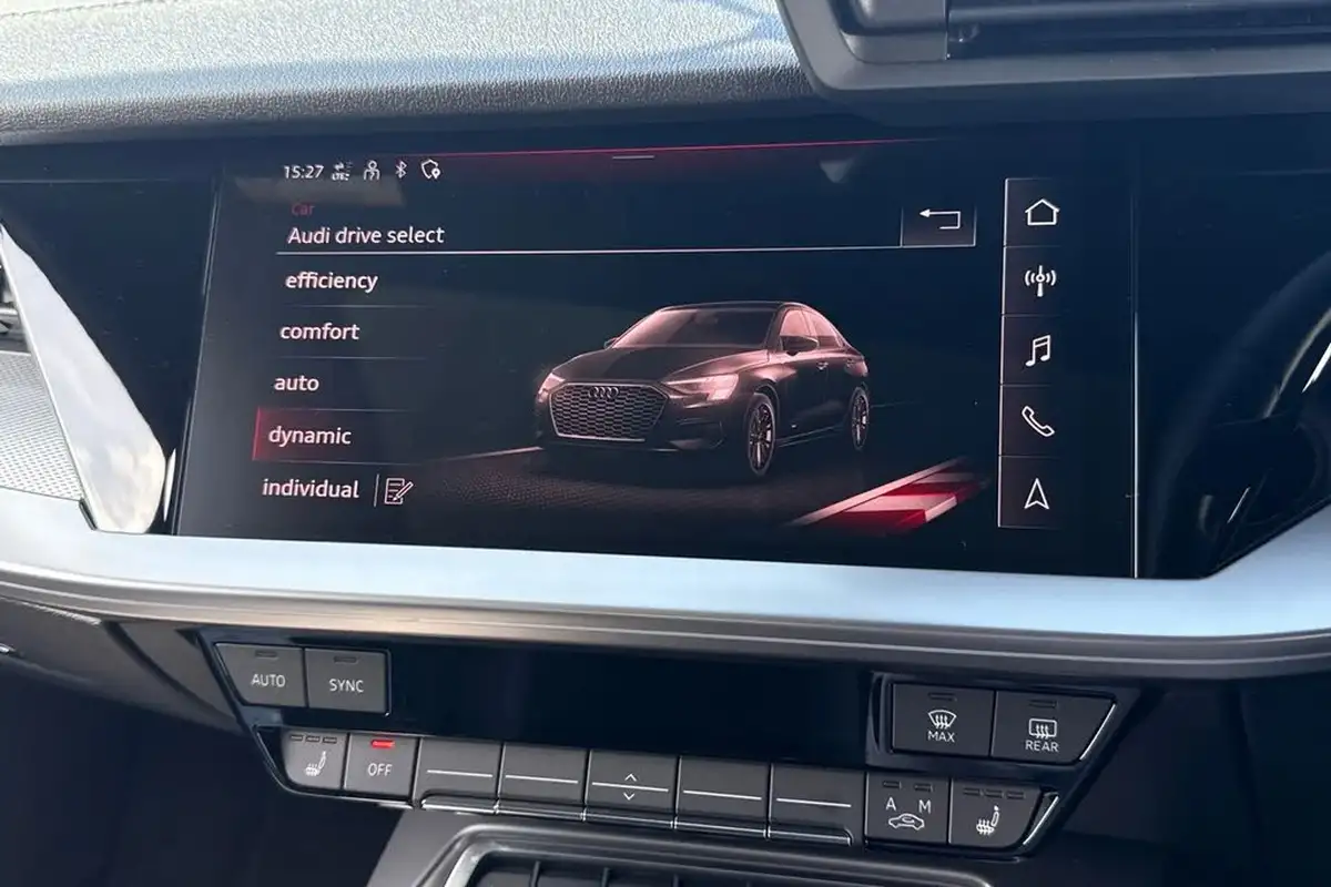2023-audi-s3-20-tfsi-black-edition-saloon-4d-big-27