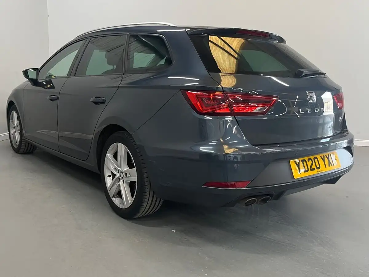 2020-seat-leon-20tdi-fr-estate-big-1