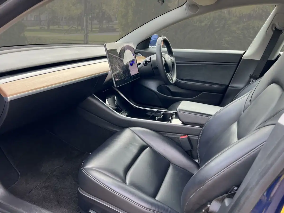 2020-tesla-model-3-e-standard-plus-big-14