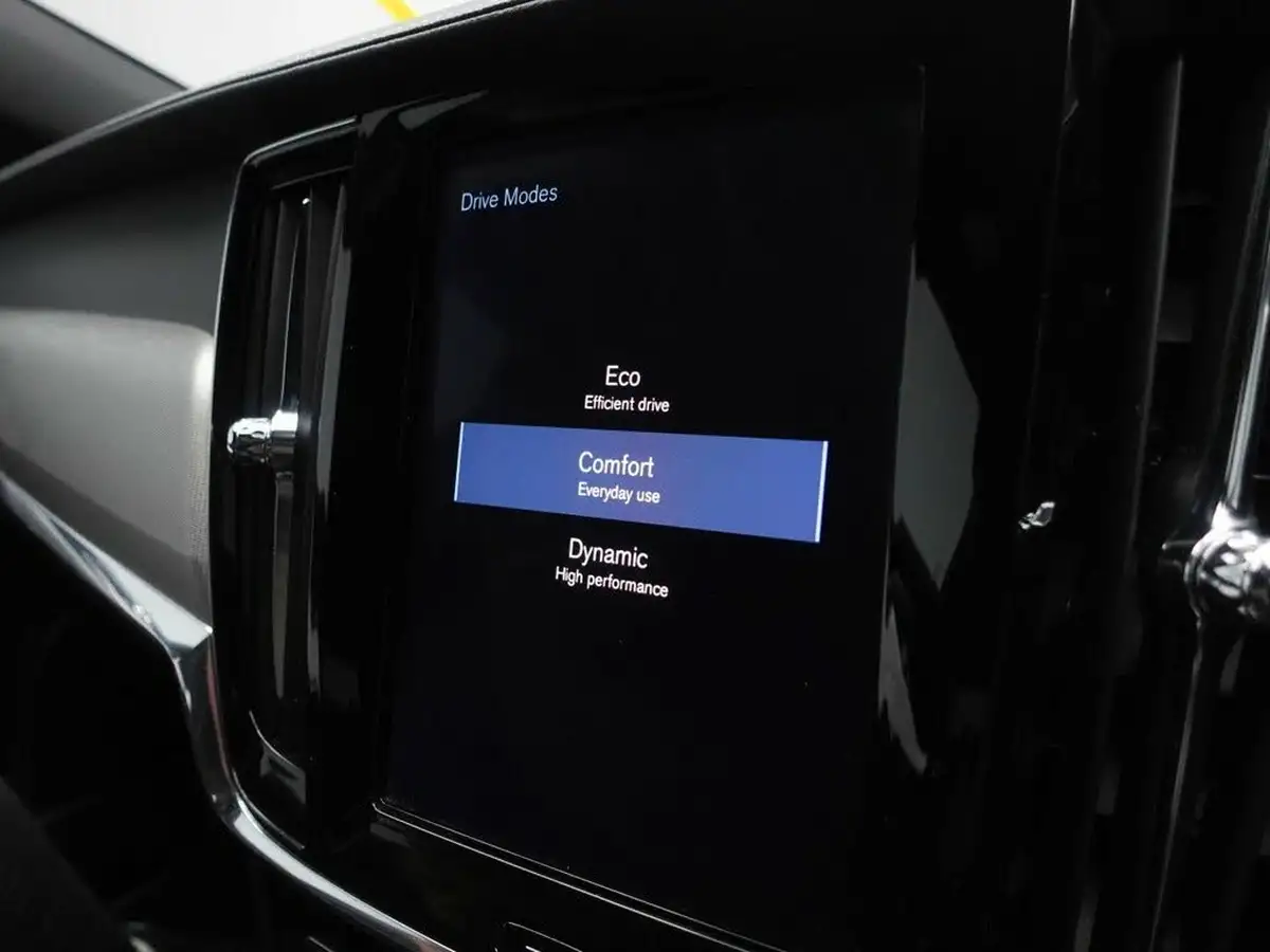 2019-volvo-v90-20td-d4-r-design-big-32