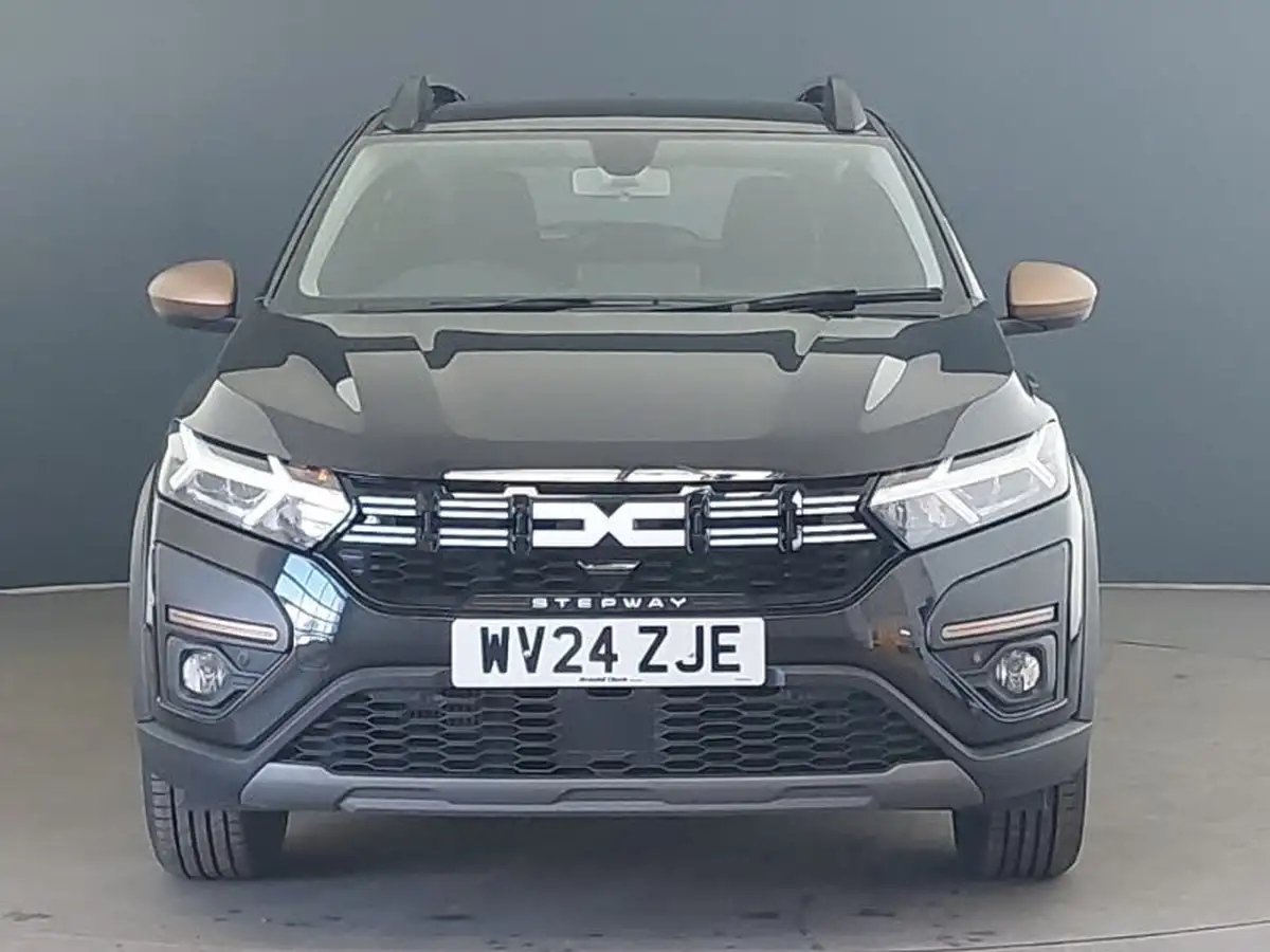 2024-dacia-sandero-stepway-10-tce-extreme-90bhp-big-18